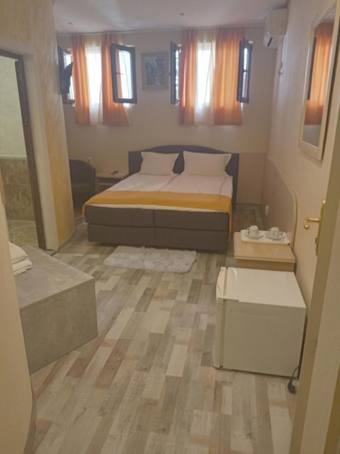 Hotel Dali Plovdiv Ngoại thất bức ảnh