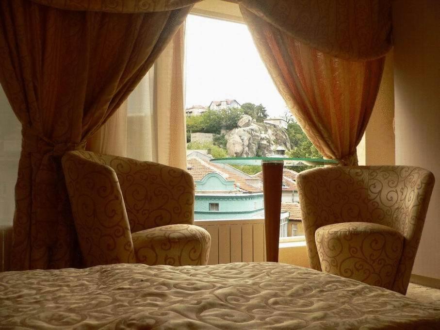 Hotel Dali Plovdiv Ngoại thất bức ảnh
