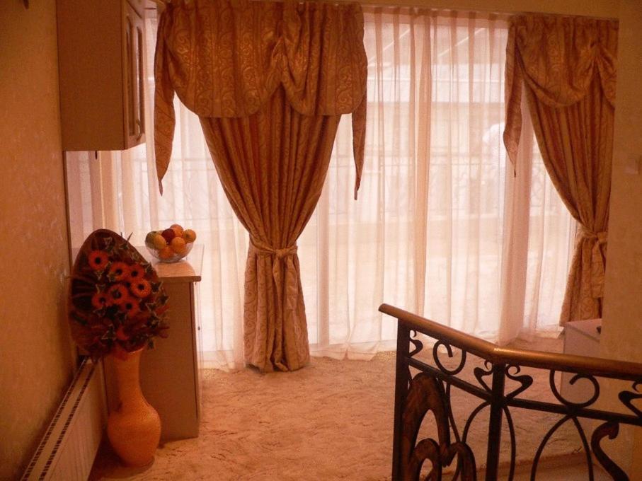 Hotel Dali Plovdiv Ngoại thất bức ảnh