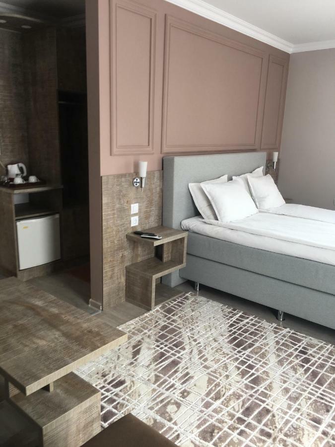 Hotel Dali Plovdiv Ngoại thất bức ảnh